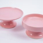 Detalle del Set Comederos Elevado para Gatos Ceramica LYMA - color rosa chicle